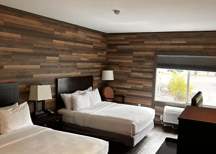 Greentree & Hotel 2*